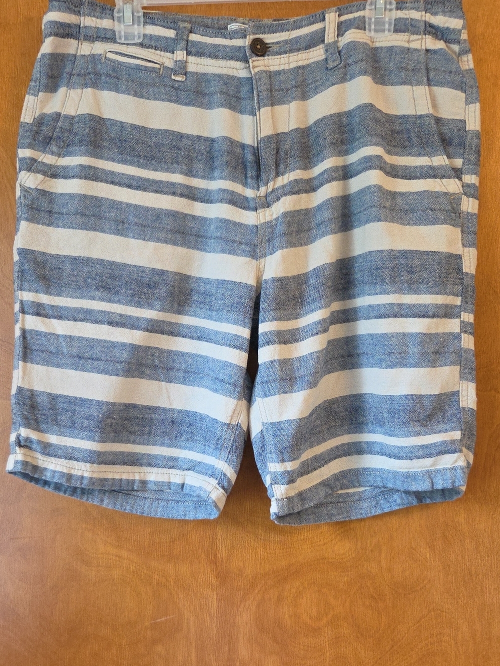 Lucky Brand Blue and White Striped Flat Front Men's Shorts